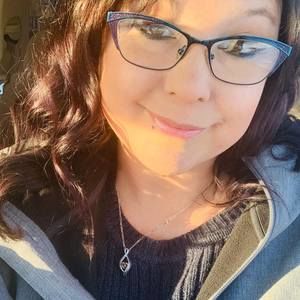 Meet your Posher, Lacey